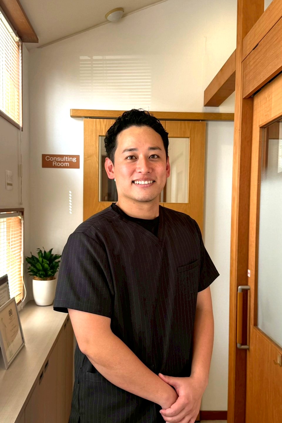歯科医師 加納 優也